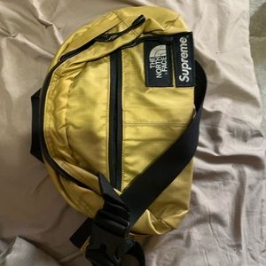 Supreme/ Northface waist bag